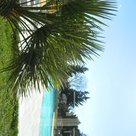 Hotel Restaurant La Martiniere Montelier Exterior photo
