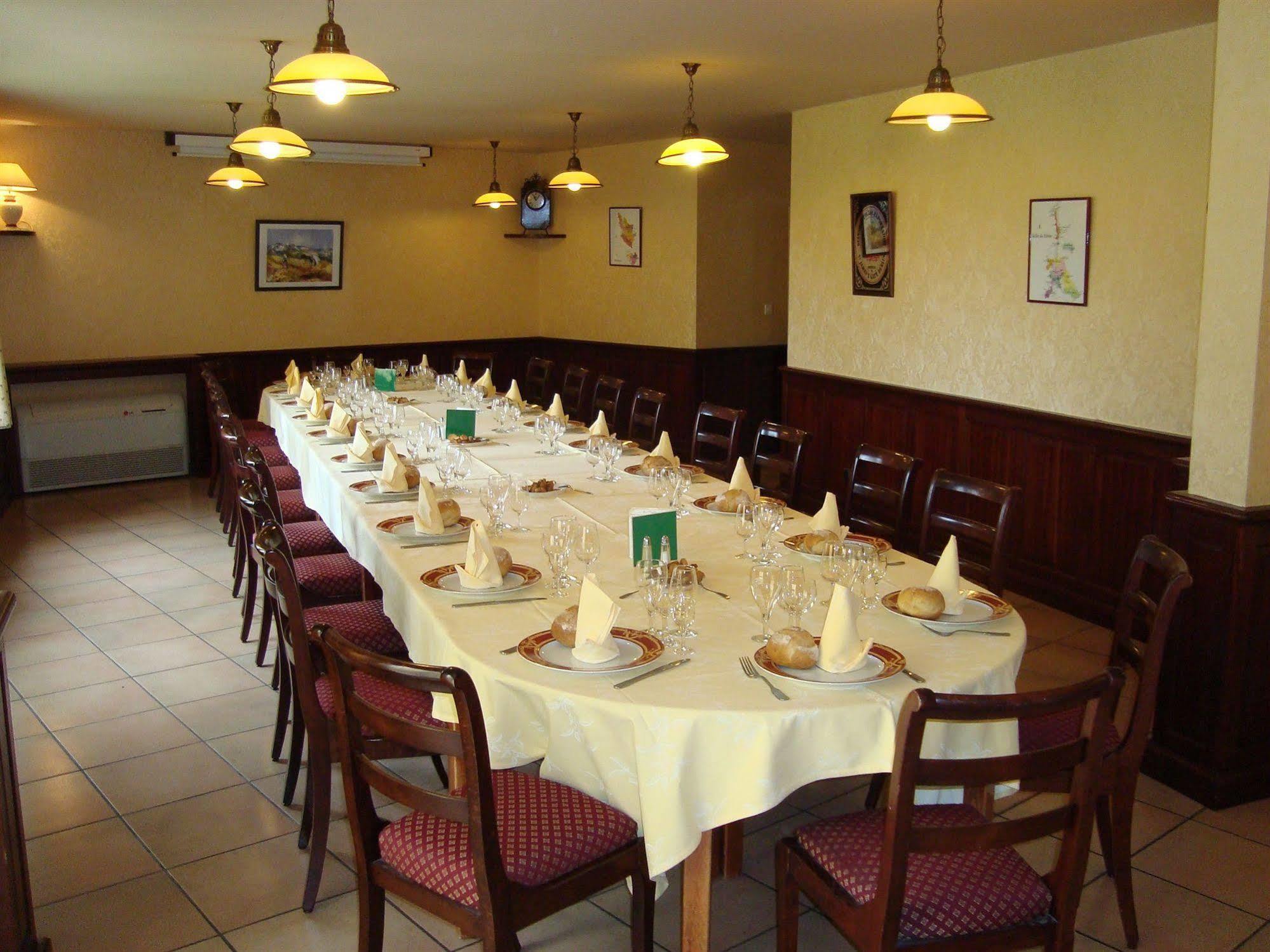 Hotel Restaurant La Martiniere Montelier Exterior photo